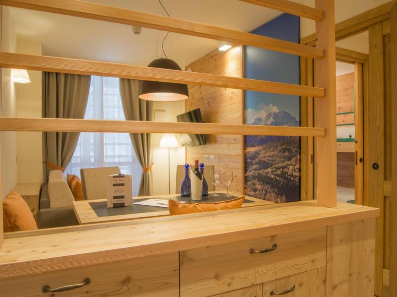 Mountain & Hotel